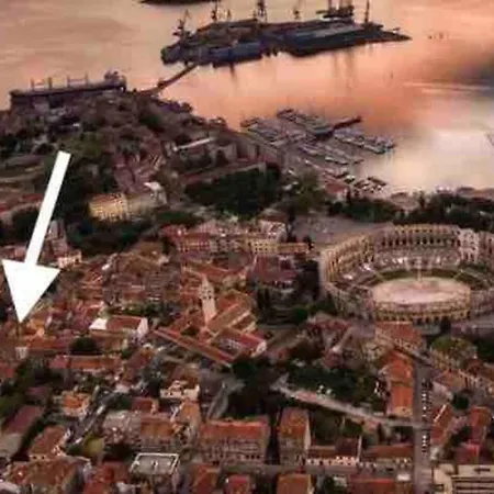 Immaculate 1-Bed Apartment In Pula Apartament *